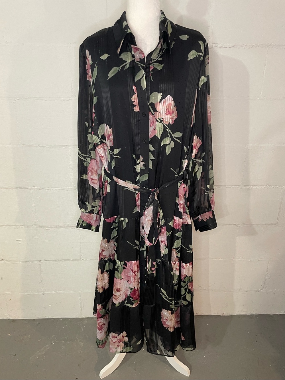 Robbie Bee Black Midi Dress with Pink Floral Print